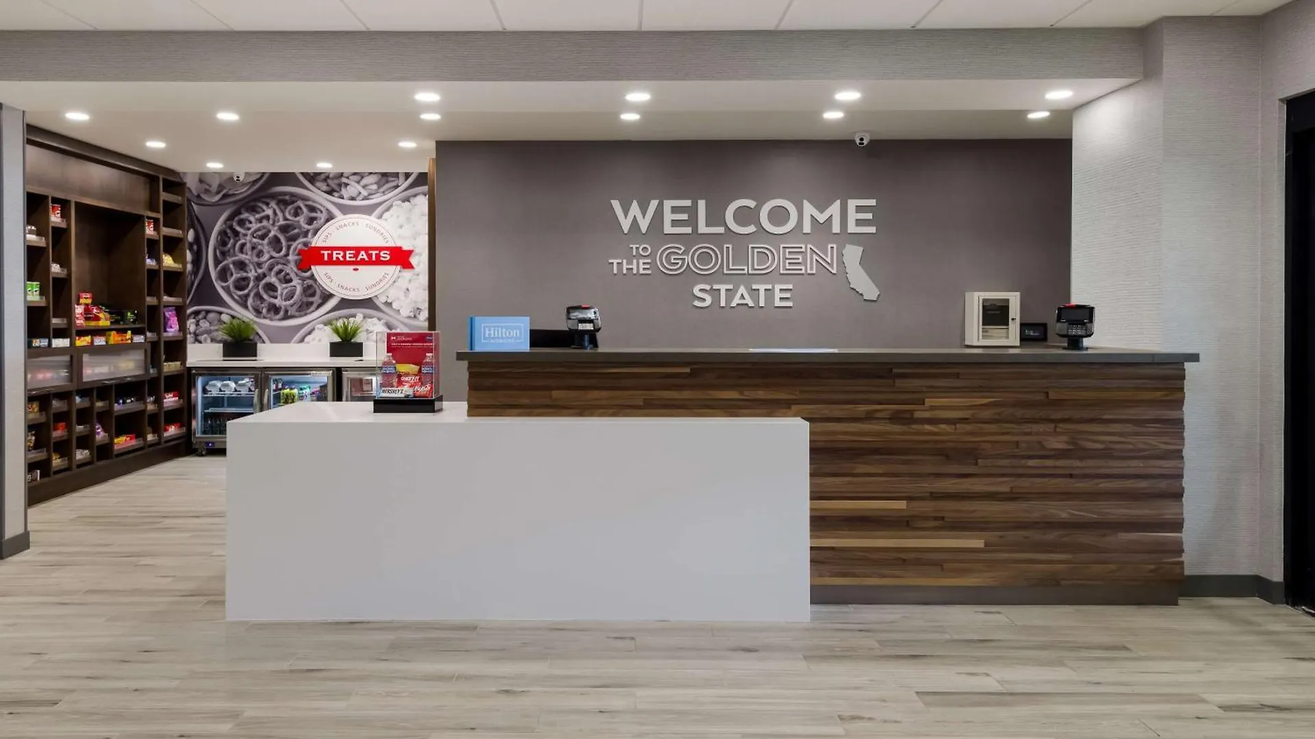 Hotel Hampton Inn Concord