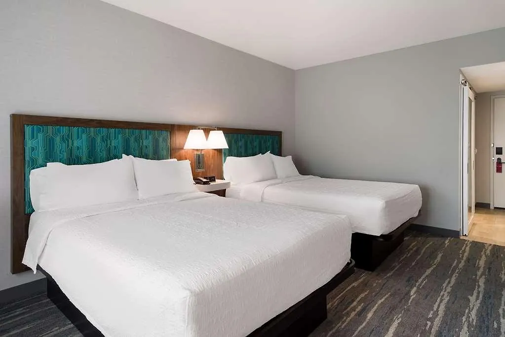 ホテル Hampton Inn コンコード